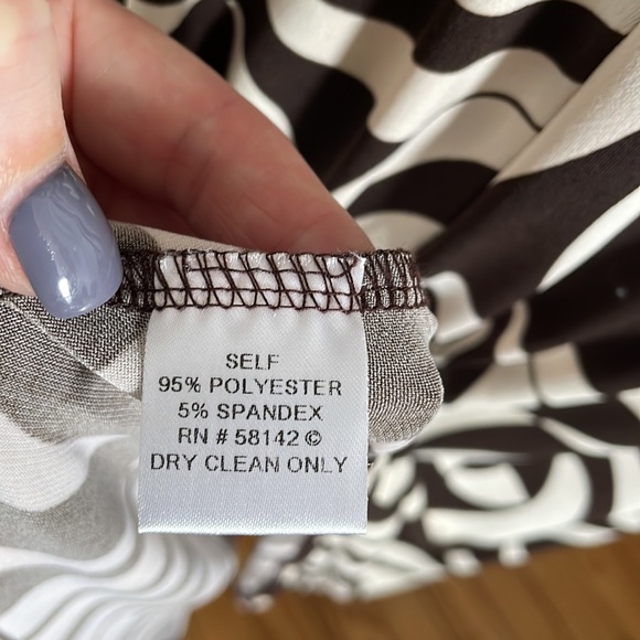 Gorgeous dress (bag A) - Picture 6 of 6